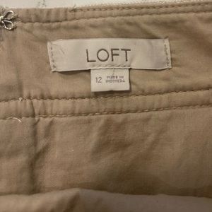 Ann Taylor size 12 skirt.